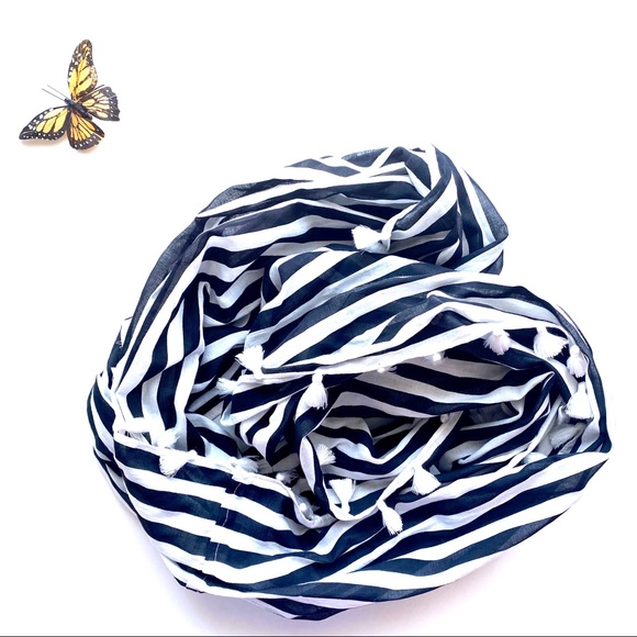 J. Crew Inifinity Scarf - Picture 1 of 2